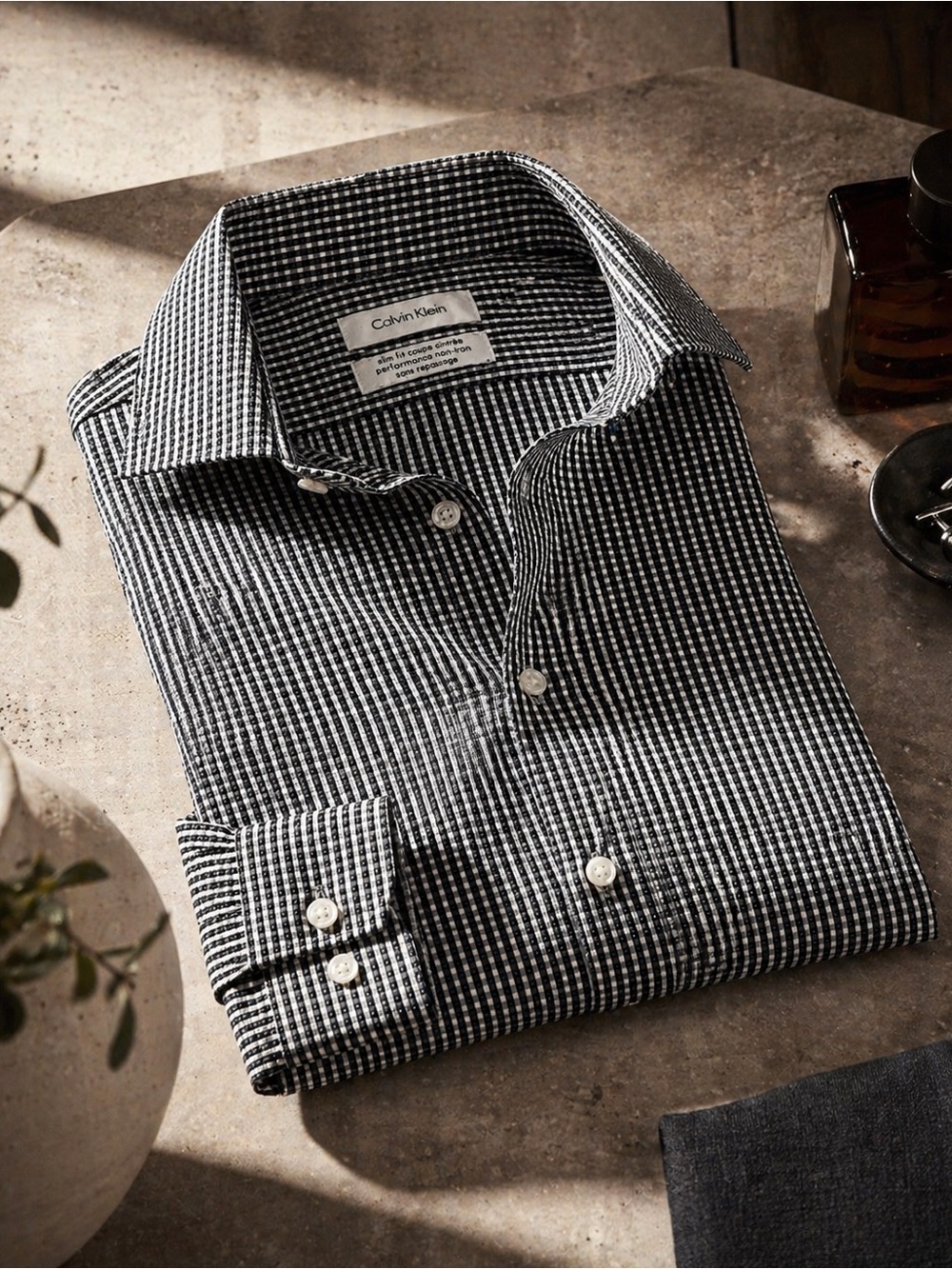 Calvin Klein Slim Fit Dress Shirt – Black & White Pattern – Non-Iron – Size L